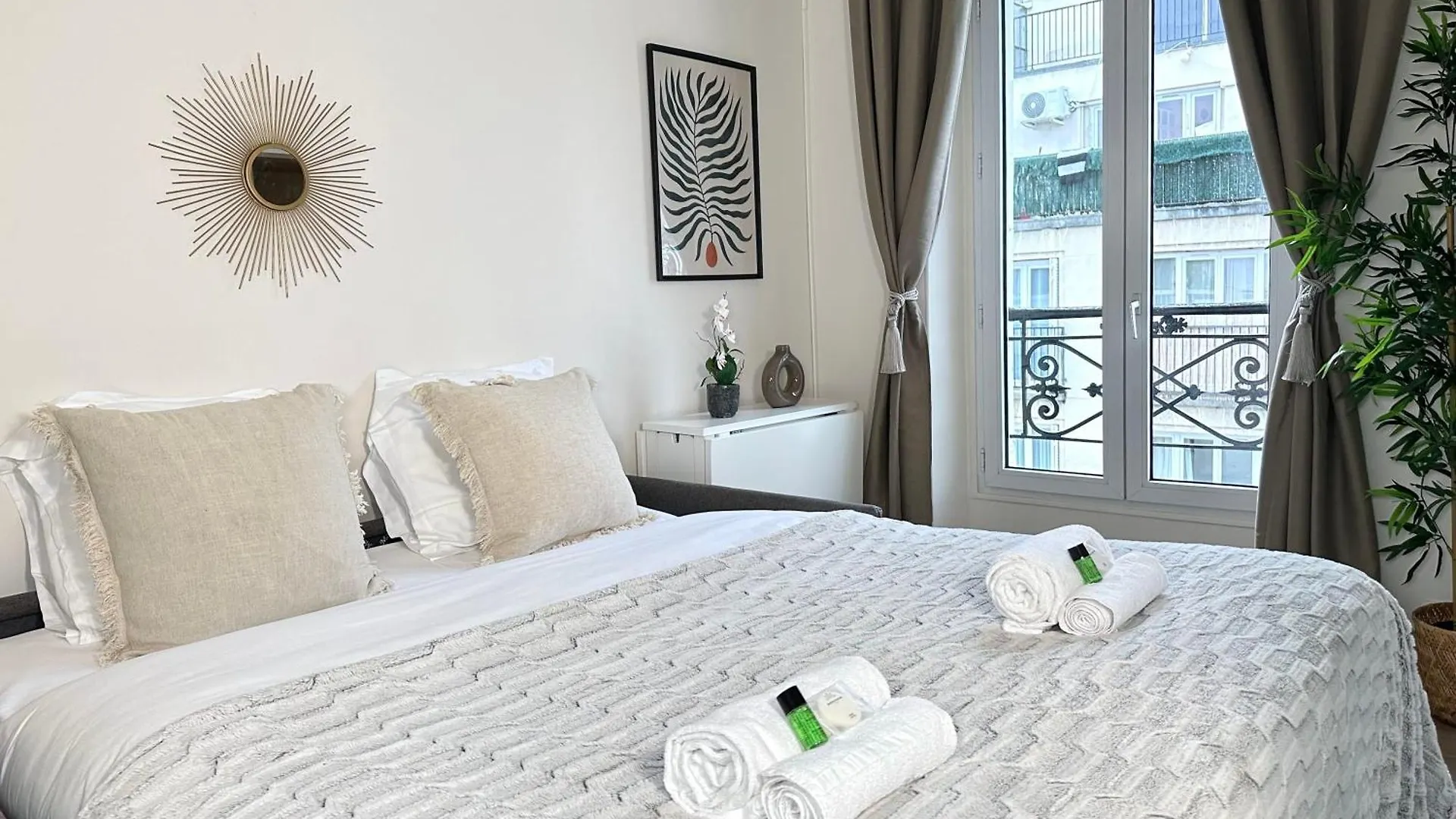 Apartment Welcoming & Cosy Flat Near Republique